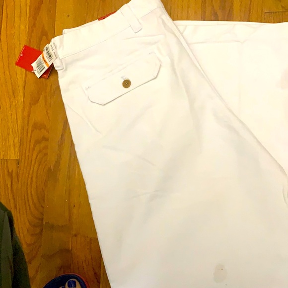 Izod Other - Me s NWT Izod plain front pants Sz 33x30